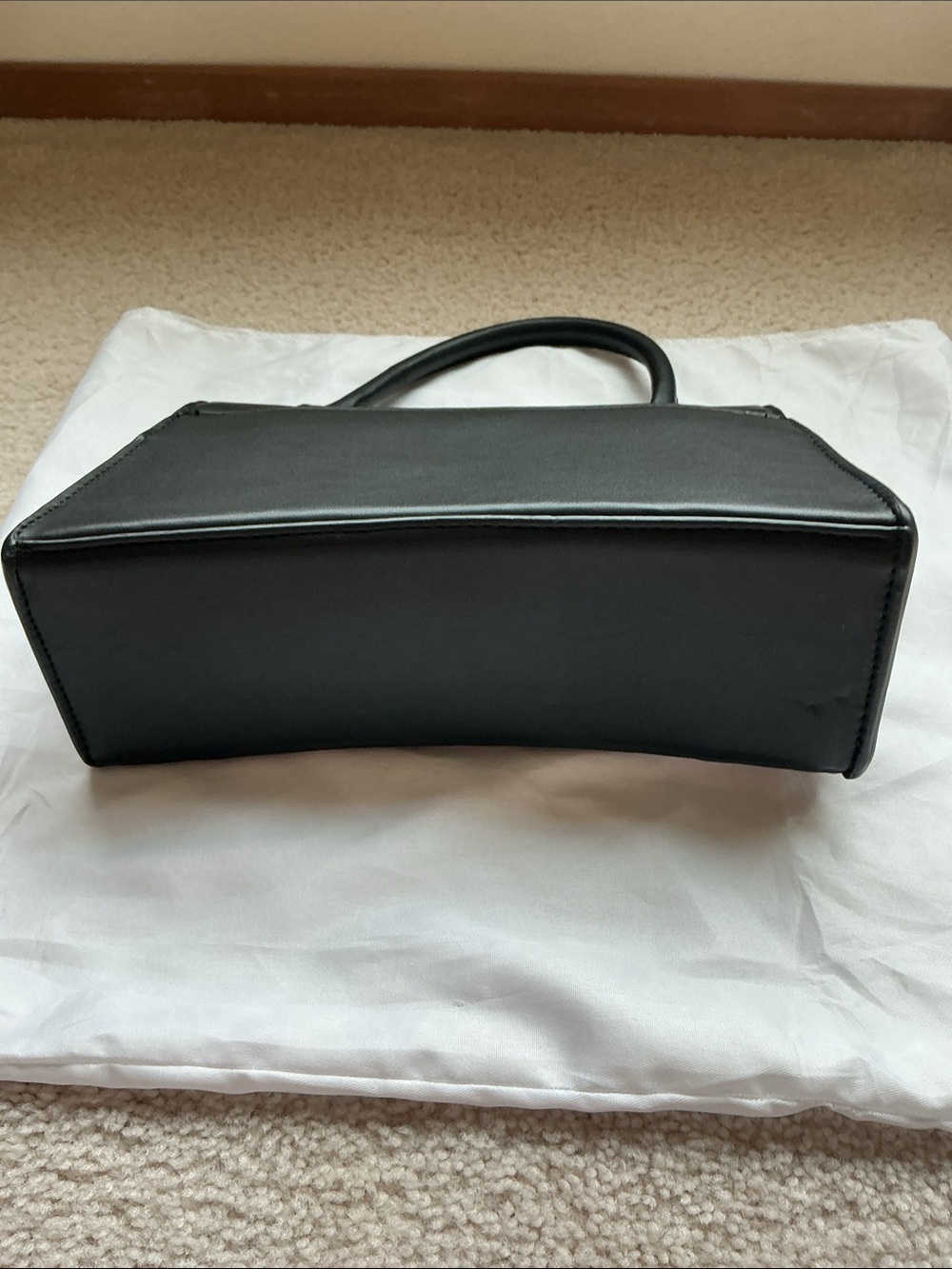 Dhgate Top Handle Mini Bag with Gold BB Hardware - Picture 5 of 6
